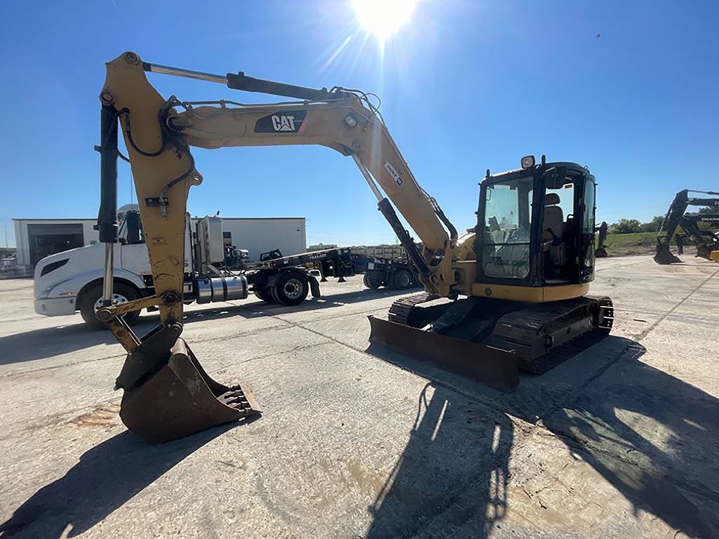 CAT 308D 2008 Mini Excavator yellow and green machinery